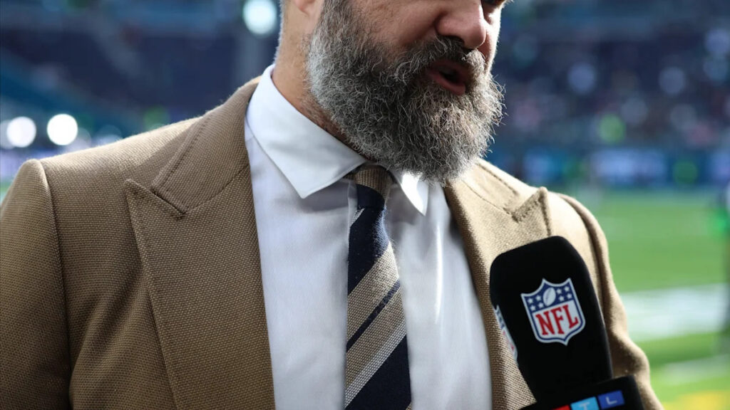 Jason Kelce tailgates with Chiefs fans before Travis Kelce's game vs Chargers