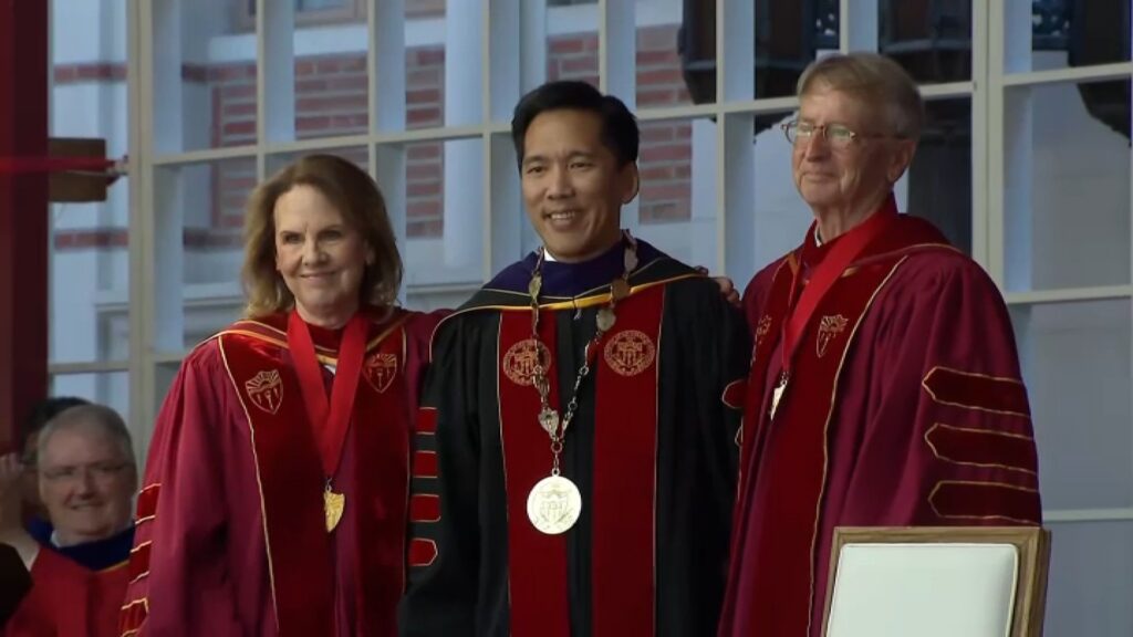 USC formally welcomes Beong-Soo Kim as 13th president